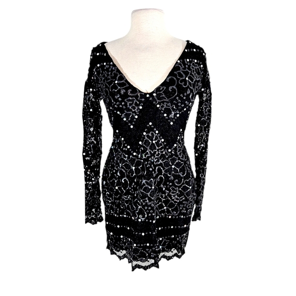 Holt Maison De Luxe Designer Hand Painted Rhinestone Black Lace Dress - Picture 1 of 7
